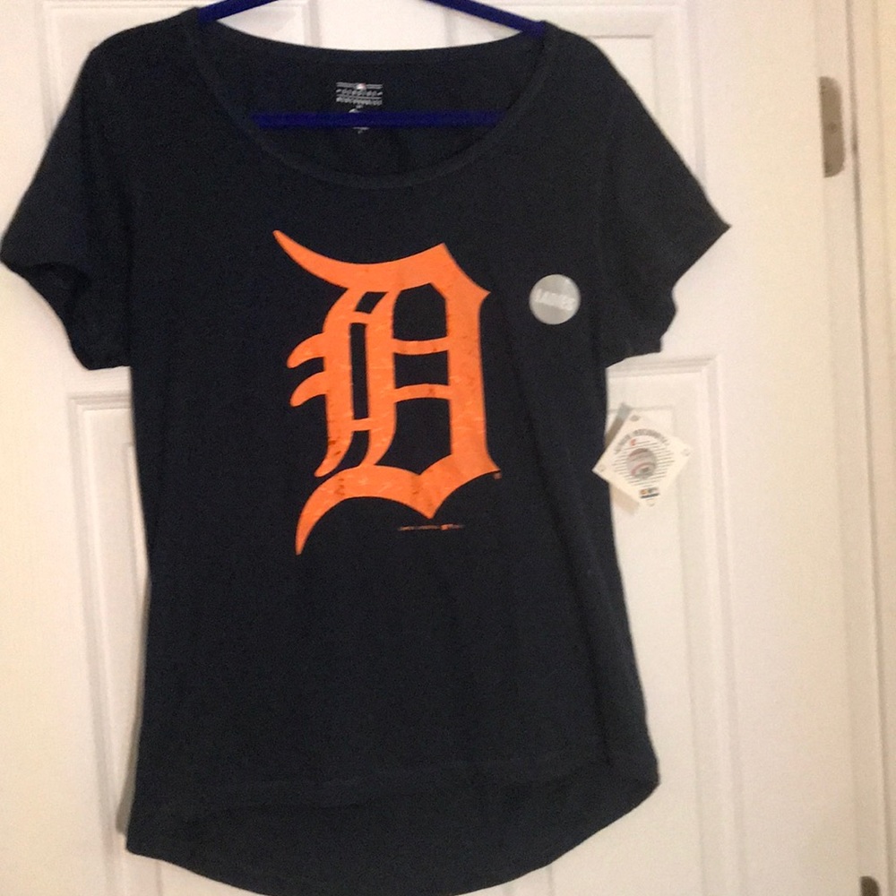 Detroit tigers t-shirt